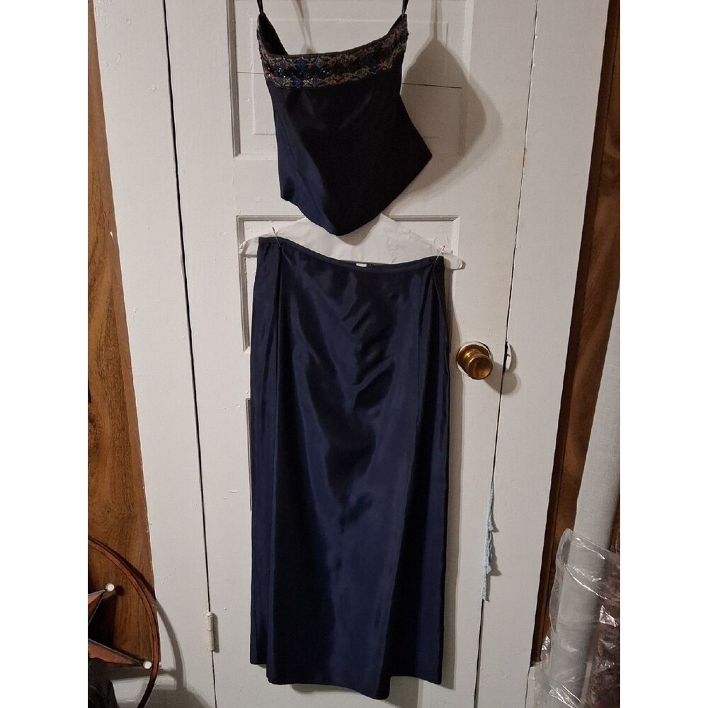 Niki Lavis Navy Blue Two-Piece Satin Dress with Beaded Trim (Mis286)